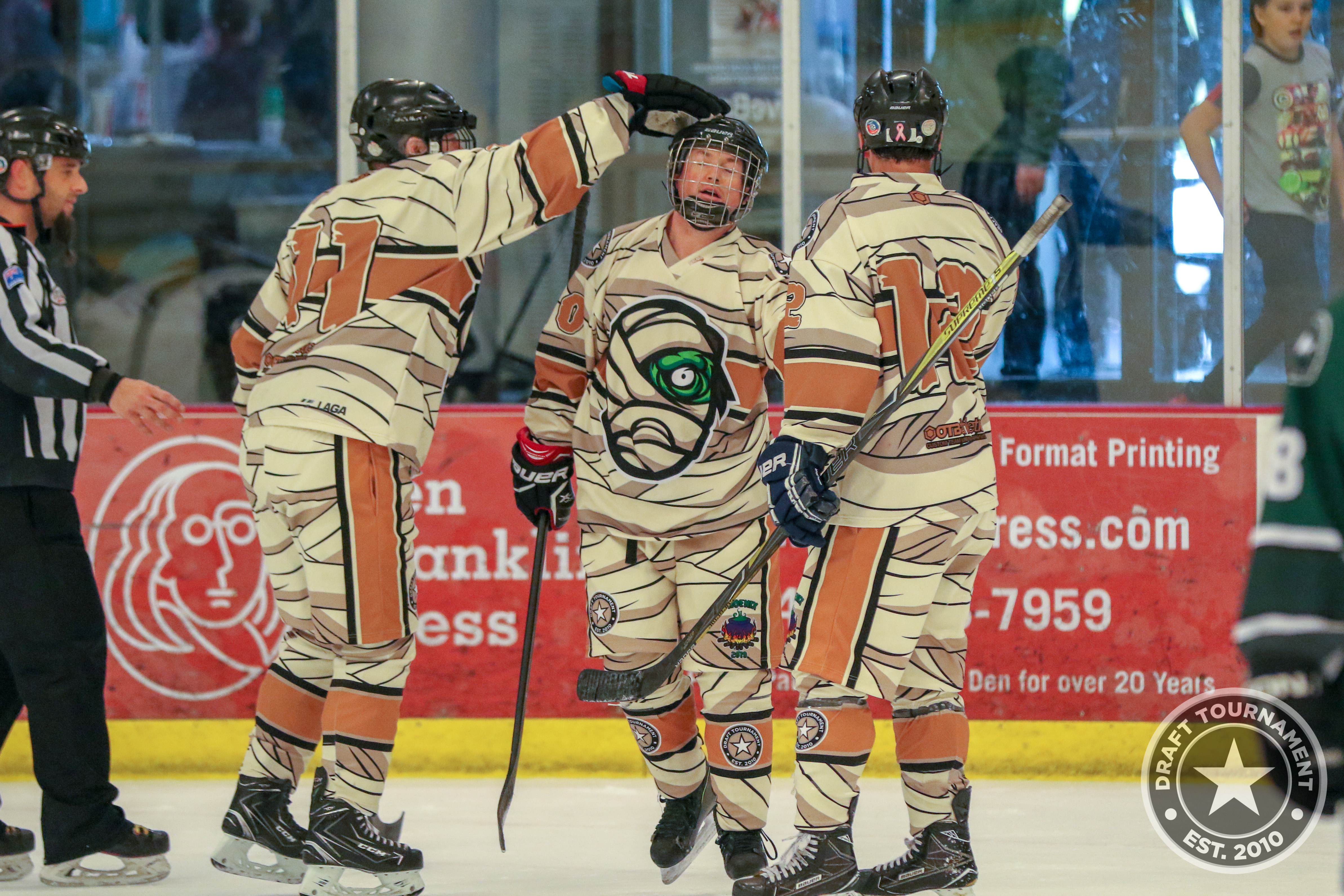 phoenix-arizona-usa-adult-beer-league-rec-coed-ice-hockey